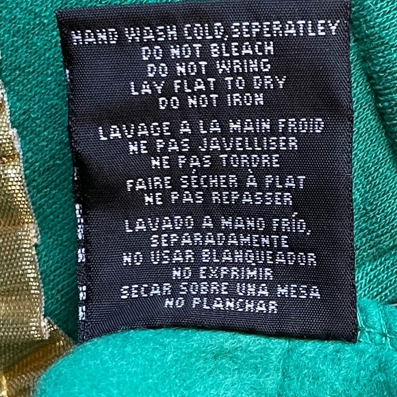 Decorated Christmas Tree sweat shirt - Picture 10 of 11